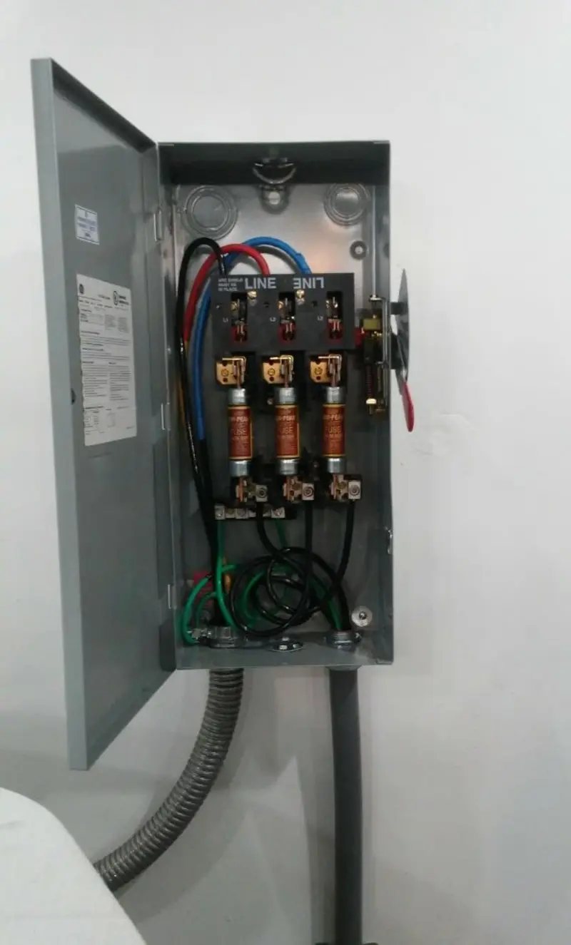 Three-phase disconnect switch installed for Electrical Wiring & Rewiring in Enid